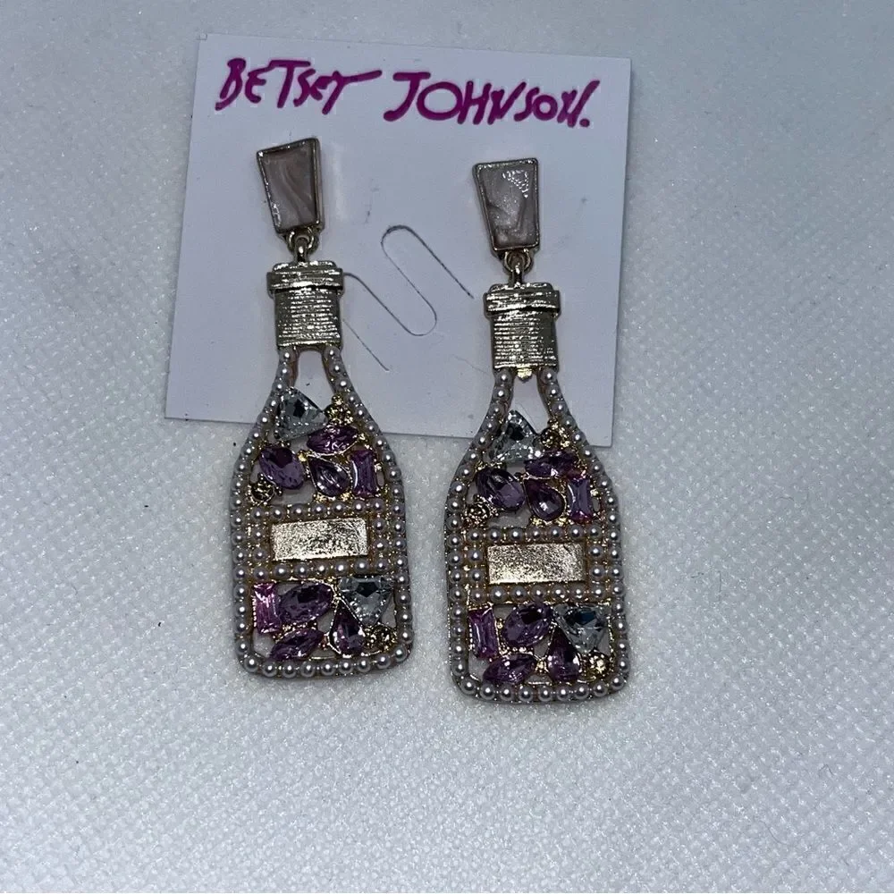 EARRINGS! Betsey Johnson Champagne bottle CHEERS🥂 Gemstone Bubbles BNWT